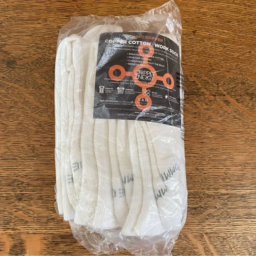 Tommie Copper Cotton White Compression Crew Socks 3 Pack. Size Medium. New NWT